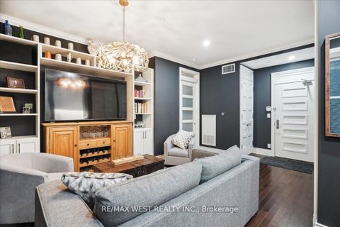 Photo 5 at 545 - 22 Leader Lane, Yonge Corridor, Toronto Photo 5 at 545 - 22 Leader Lane, Yonge Corridor, Toronto