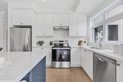 Photo 15 at 16 Jessica Antonella Street, Angus Glen, Markham