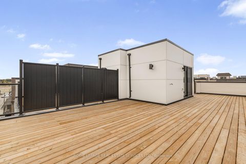 Photo 33 at 16 Jessica Antonella Street, Angus Glen, Markham