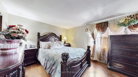 Photo 10 at 101 Red River Crescent, Rouge E11, Toronto