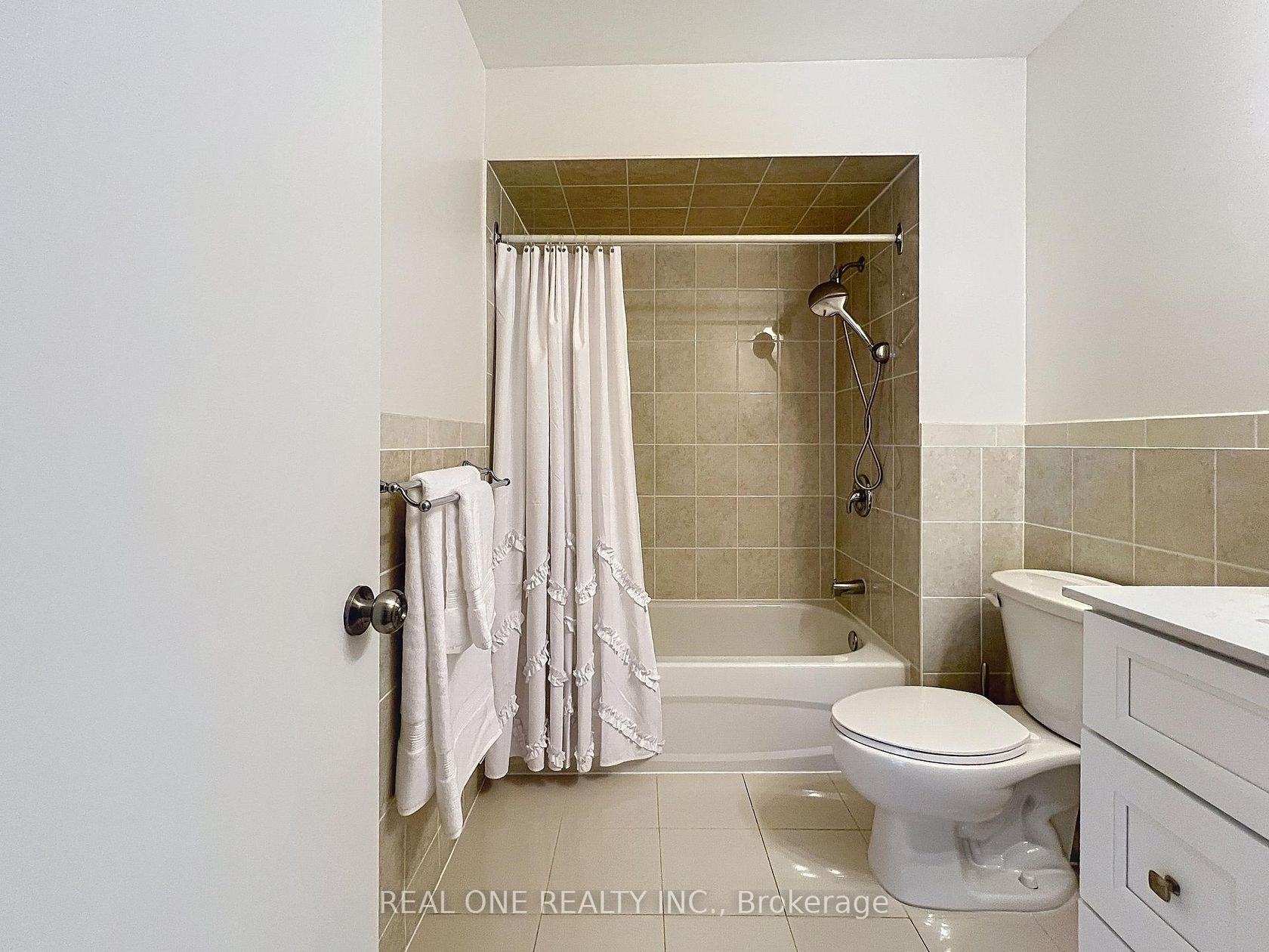 Photo 38 at 2 James Gray Drive, Steeles, Toronto Photo 38 at 2 James Gray Drive, Steeles, Toronto