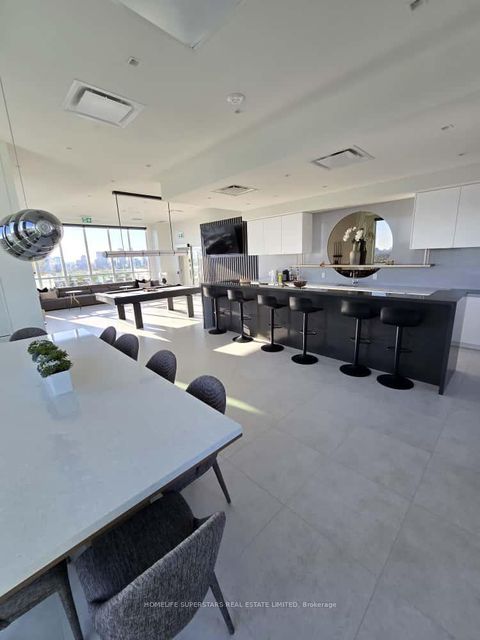 Photo 13 at 707 - 2 Teagarden Court, Willowdale East, Toronto