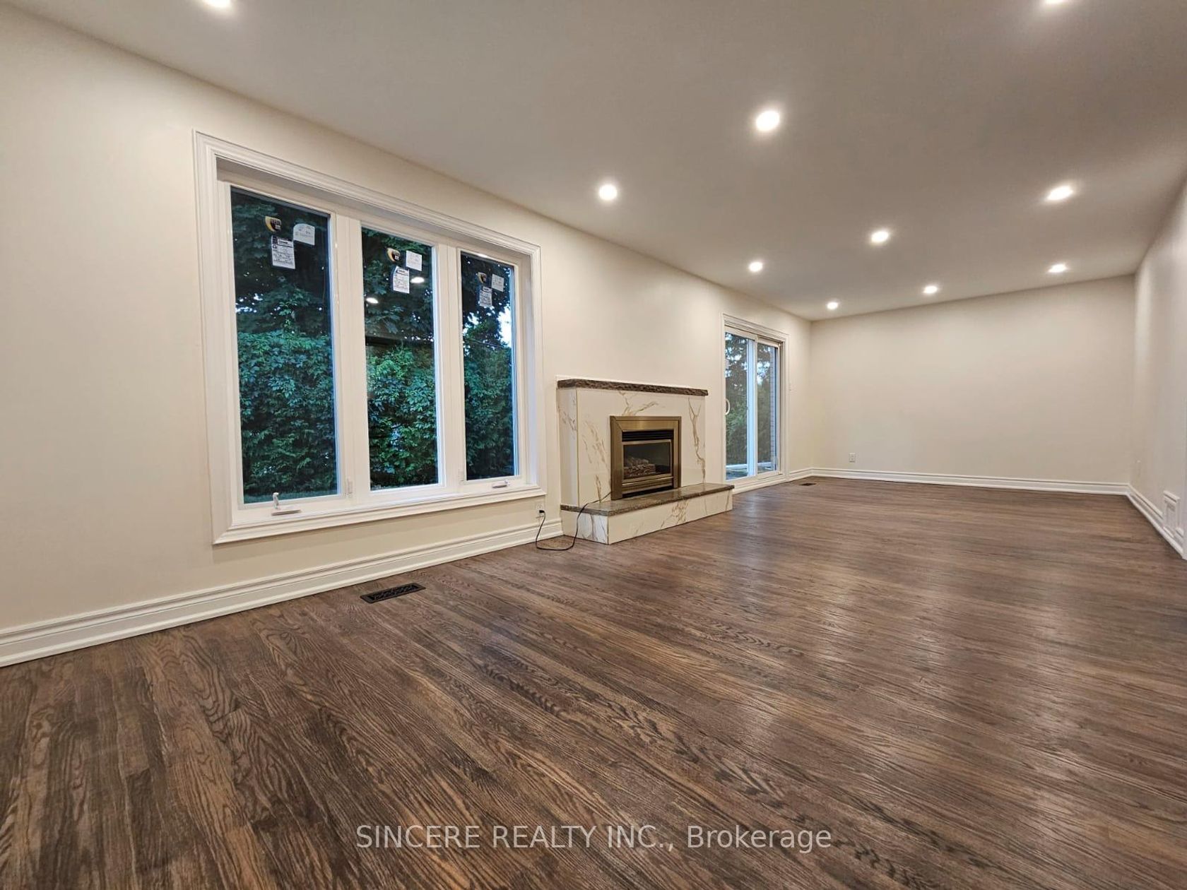 Photo 8 at 32 Colonnade Road, Steeles, Toronto Photo 8 at 32 Colonnade Road, Steeles, Toronto