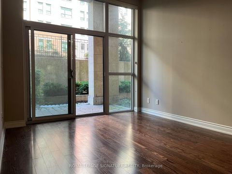 Photo 21 at A32 - 281 Woodbridge Avenue, West Woodbridge, Vaughan