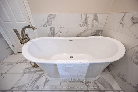 Photo 23 at 18 Wyndcliff Crescent, Victoria Village, Toronto