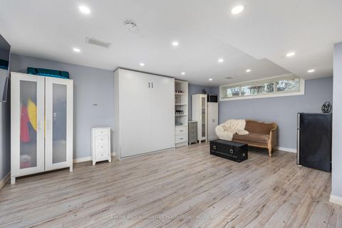 Photo 25 at 18 Wyndcliff Crescent, Victoria Village, Toronto