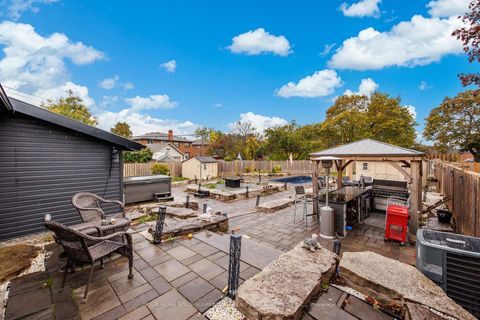 Photo 31 at 18 Wyndcliff Crescent, Victoria Village, Toronto