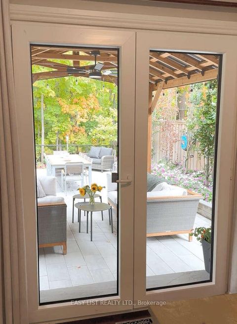 Photo 12 at 1257 McCraney Street E, CP College Park, Oakville