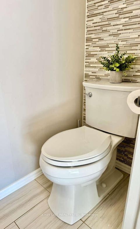 Photo 19 at 1257 McCraney Street E, CP College Park, Oakville