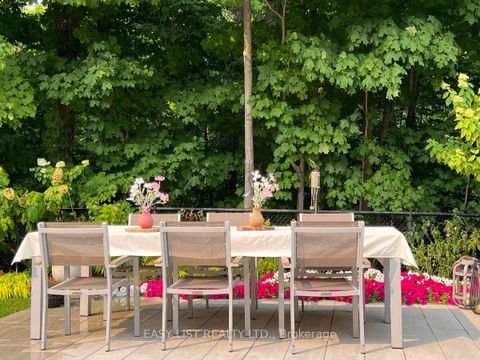 Photo 36 at 1257 McCraney Street E, CP College Park, Oakville