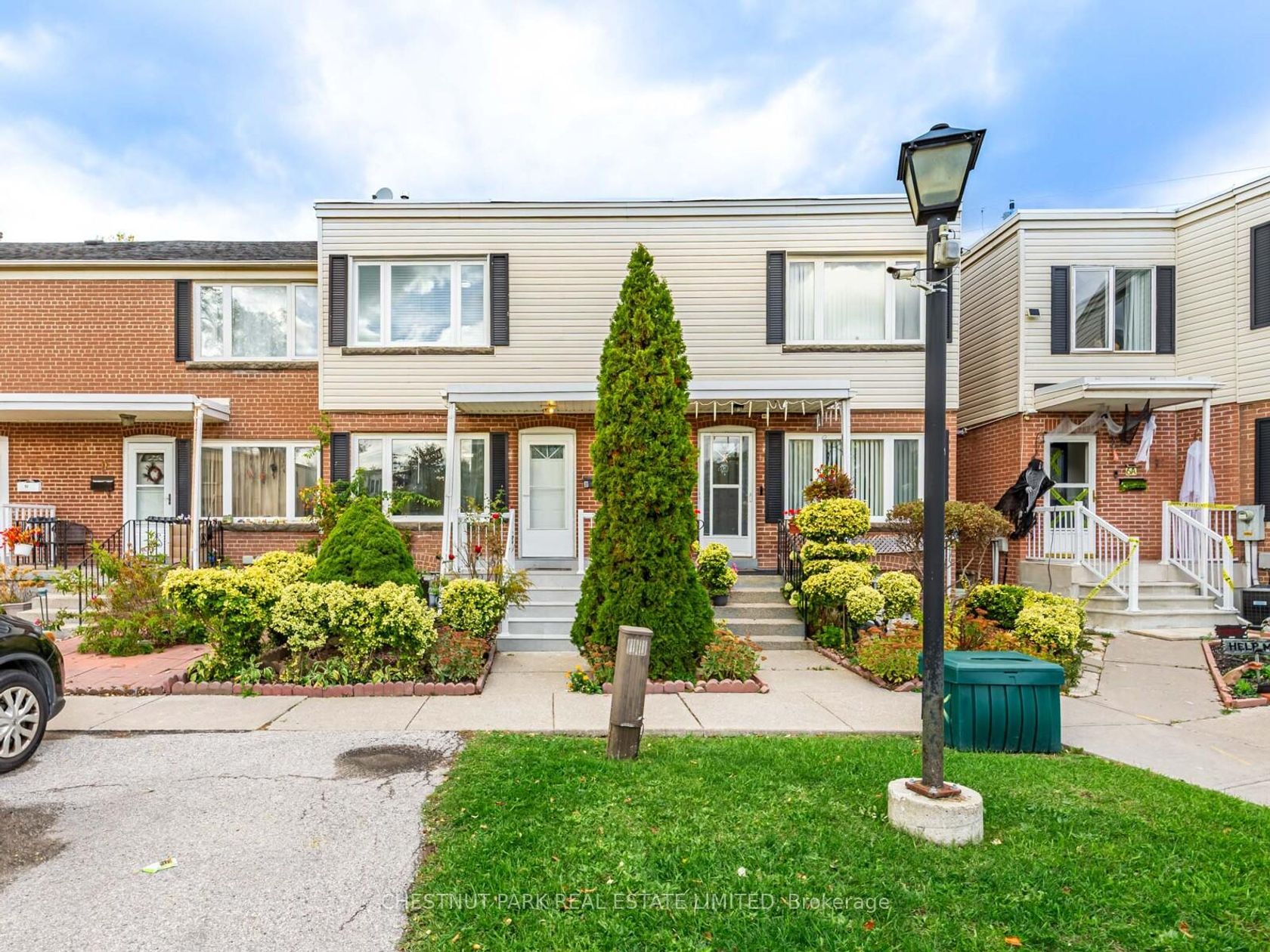 8 - 740 Kennedy Road, Ionview, Toronto 