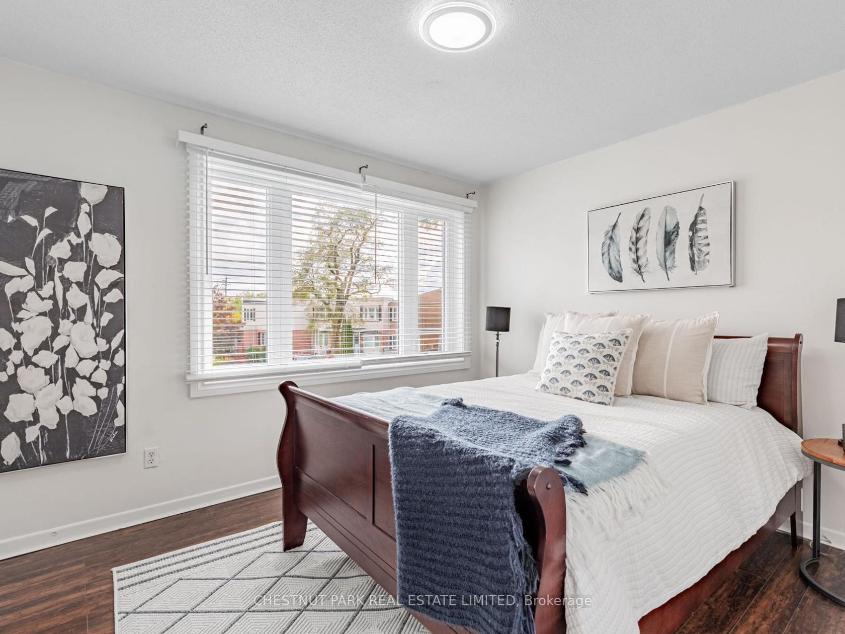 Photo 5 at 8 - 740 Kennedy Road, Ionview, Toronto Photo 5 at 8 - 740 Kennedy Road, Ionview, Toronto