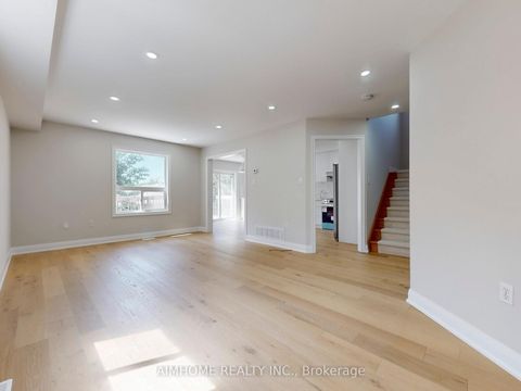 Photo 10 at 32 Bloom Crescent, Ardagh, Barrie