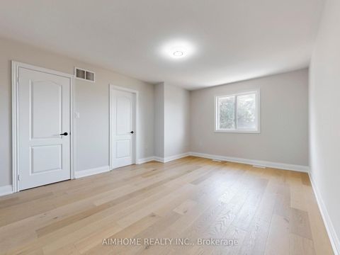 Photo 16 at 32 Bloom Crescent, Ardagh, Barrie