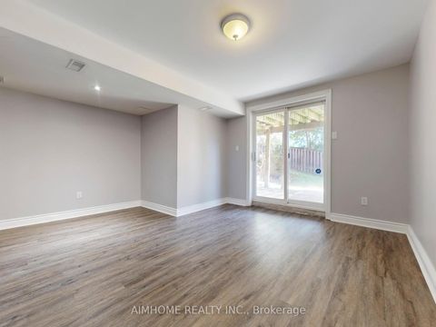 Photo 30 at 32 Bloom Crescent, Ardagh, Barrie