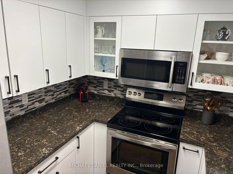 Photo 12 at 306 - 29 Northern Heights Drive, Langstaff, Richmond Hill