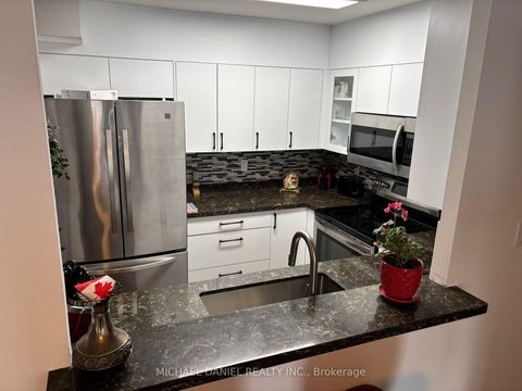 Photo 13 at 306 - 29 Northern Heights Drive, Langstaff, Richmond Hill