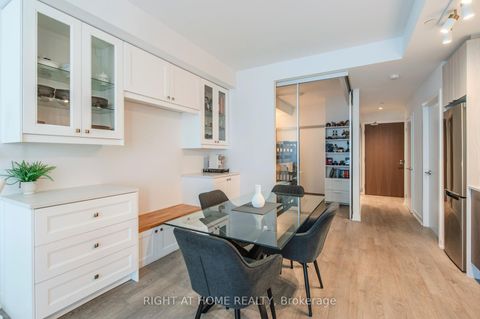 Photo 11 at 1806 - 1926 Lake Shore Boulevard W, Swansea, Toronto