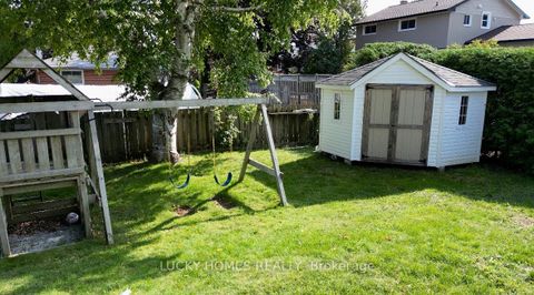 Photo 1 at 33 Vanstone Court, Bowmanville, Clarington