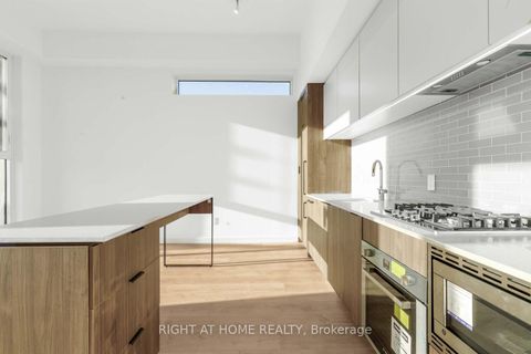 Photo 13 at 406 - 722 Marlee Avenue, Glen Park, Toronto