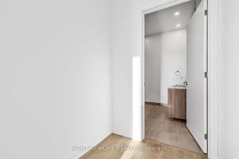 Photo 23 at 406 - 722 Marlee Avenue, Glen Park, Toronto