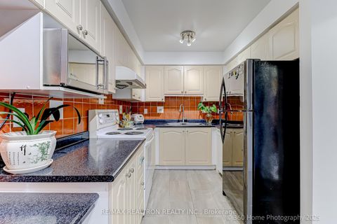 Photo 8 at 51 Campania Crescent, Milliken, Toronto Photo 8 at 51 Campania Crescent, Milliken, Toronto