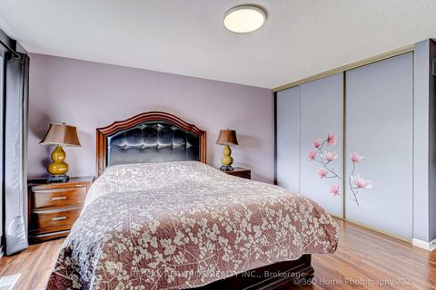 Photo 13 at 51 Campania Crescent, Milliken, Toronto