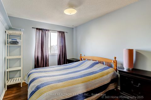 Photo 15 at 51 Campania Crescent, Milliken, Toronto Photo 15 at 51 Campania Crescent, Milliken, Toronto