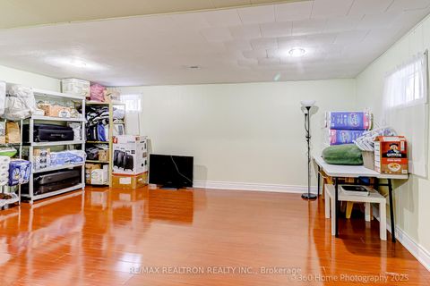 Photo 21 at 51 Campania Crescent, Milliken, Toronto