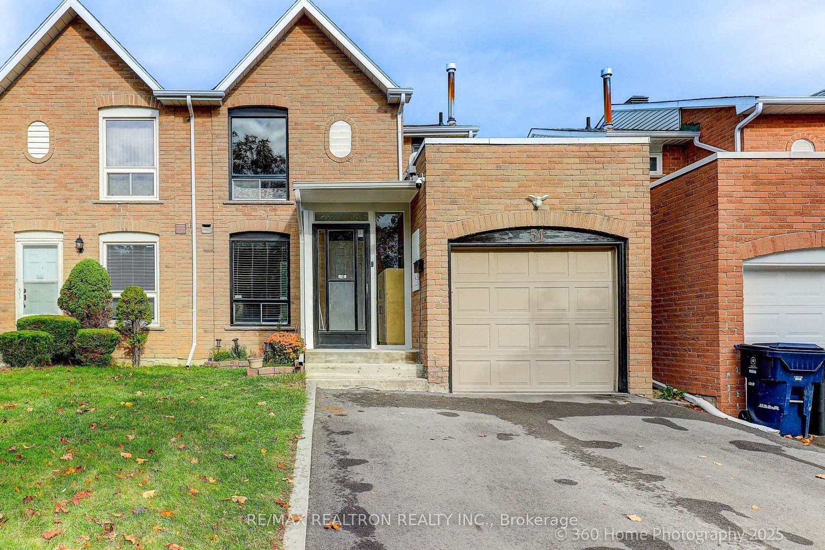 51 Campania Crescent, Milliken, Toronto photo 2