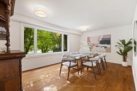 Photo 4 at 463 Grand Boulevard, FA Falgarwood, Oakville