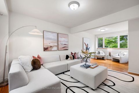 Photo 12 at 463 Grand Boulevard, FA Falgarwood, Oakville