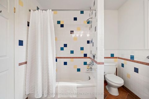 Photo 16 at 463 Grand Boulevard, FA Falgarwood, Oakville