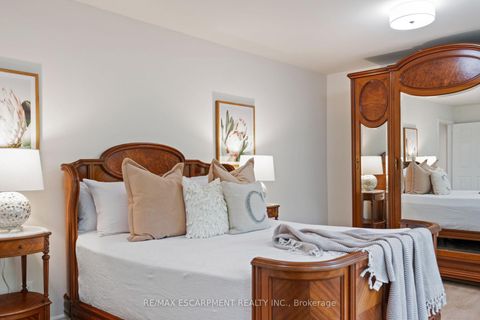 Photo 23 at 463 Grand Boulevard, FA Falgarwood, Oakville