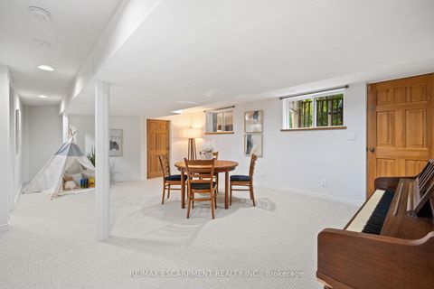 Photo 25 at 463 Grand Boulevard, FA Falgarwood, Oakville