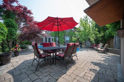Photo 3 at 10 Gordon Court, West Bayfield, Barrie
