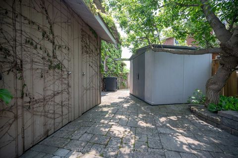 Photo 5 at 10 Gordon Court, West Bayfield, Barrie