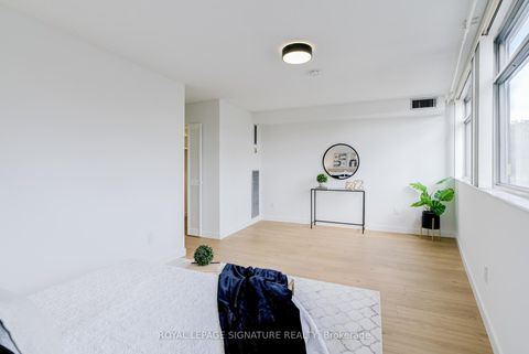 Photo 22 at 203 - 3151 Bridletowne Circle, L'Amoreaux, Toronto