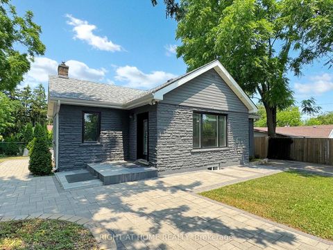 Photo 2 at 174 LANGSTAFF Road, South Richvale, Richmond Hill