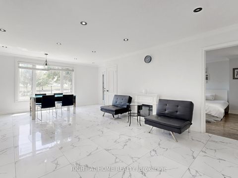 Photo 4 at 174 LANGSTAFF Road, South Richvale, Richmond Hill