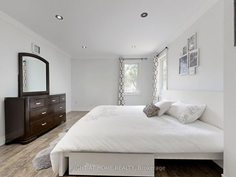 Photo 12 at 174 LANGSTAFF Road, South Richvale, Richmond Hill