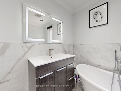 Photo 14 at 174 LANGSTAFF Road, South Richvale, Richmond Hill