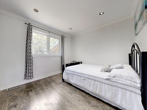 Photo 15 at 174 LANGSTAFF Road, South Richvale, Richmond Hill