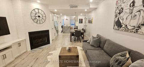 Photo 10 at 5 - 122 Glen Manor Drive, The Beaches, Toronto