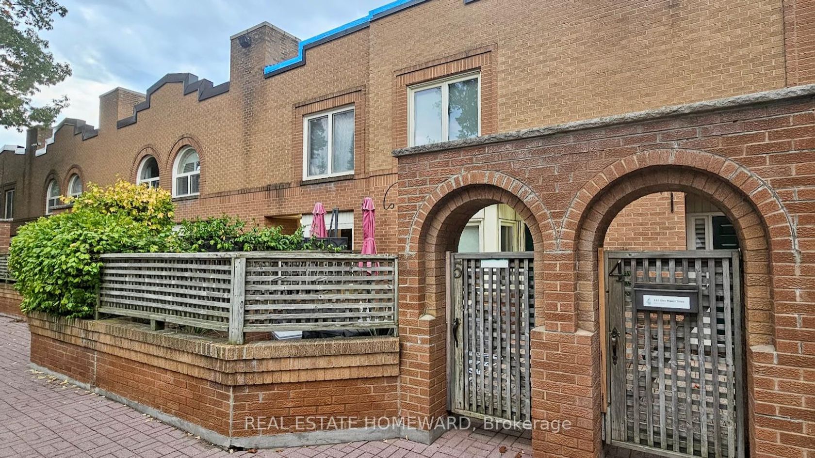 Photo 1 at 5 - 122 Glen Manor Drive, The Beaches, Toronto Photo 1 at 5 - 122 Glen Manor Drive, The Beaches, Toronto