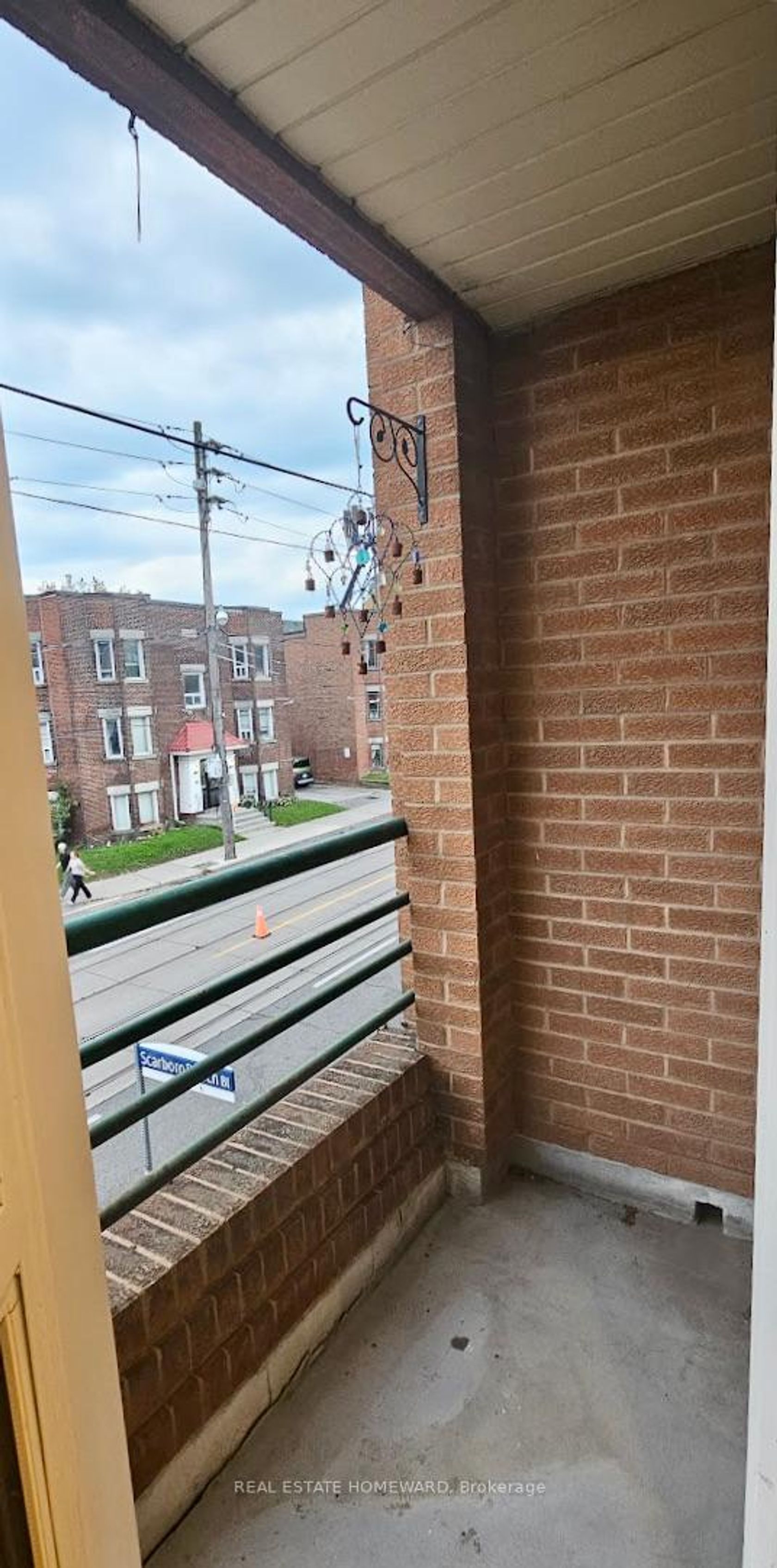 Photo 13 at 5 - 122 Glen Manor Drive, The Beaches, Toronto Photo 13 at 5 - 122 Glen Manor Drive, The Beaches, Toronto