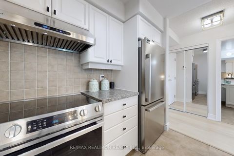 Photo 12 at 2604 - 15 Greenview Avenue, Newtonbrook West, Toronto