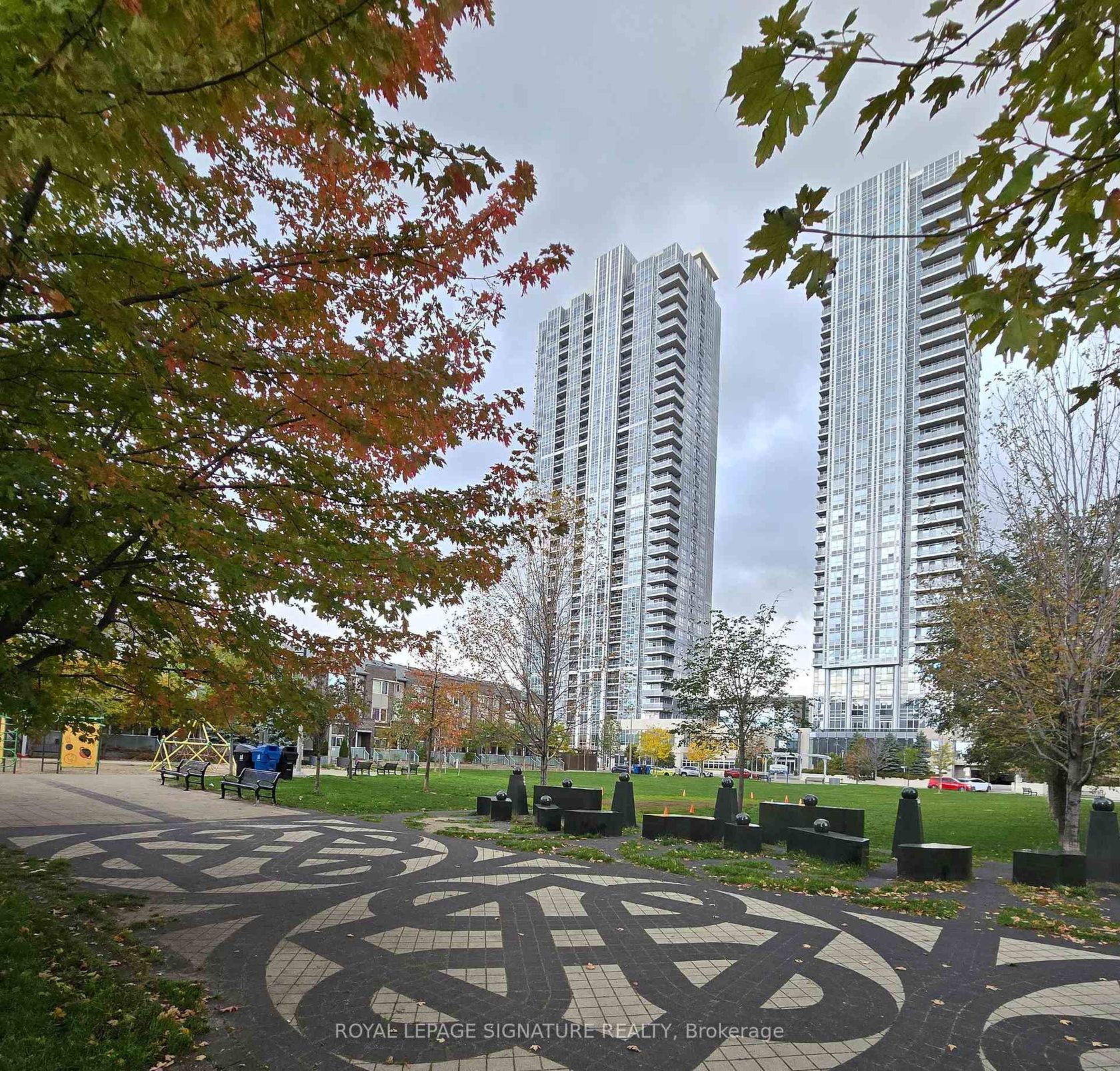 2616 - 275 Village Green Square, Malvern West, Toronto  by Loree Meneguzzi Real Estate 2616 - 275 Village Green Square, Malvern West, Toronto