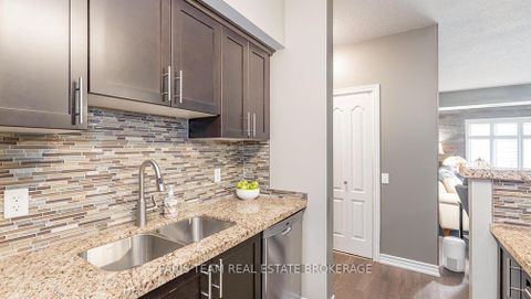 Photo 4 at 210 - 40 Ferndale Drive S, Ardagh, Barrie