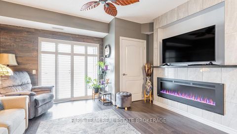 Photo 6 at 210 - 40 Ferndale Drive S, Ardagh, Barrie